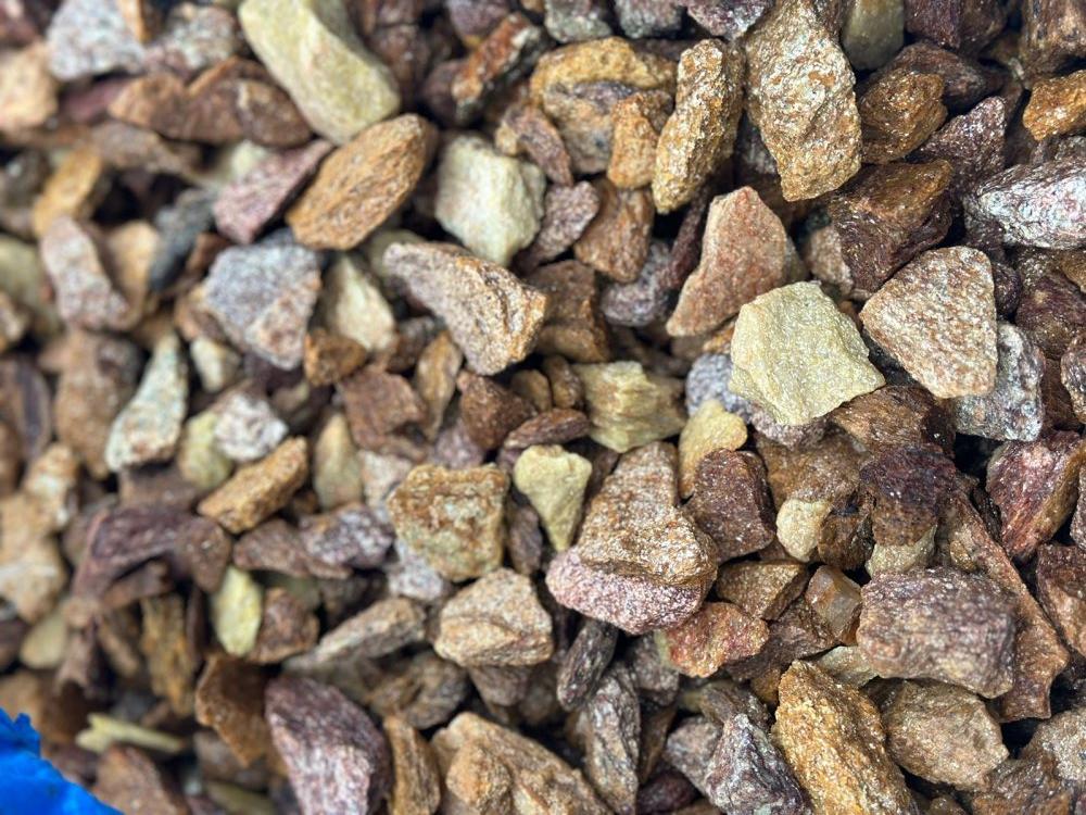 Златолит персиковый декоративная каменная крошка купить в Тюмени