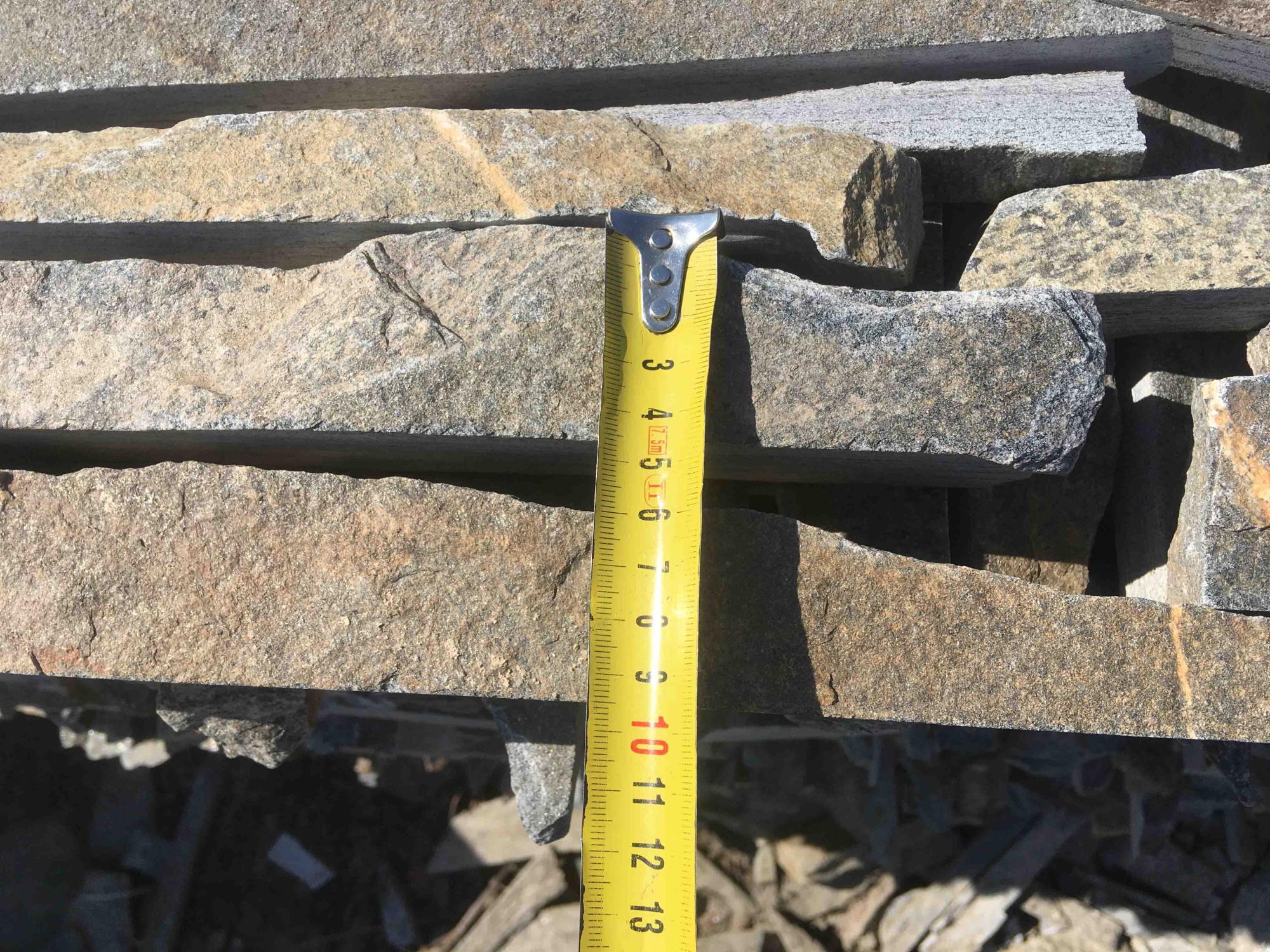 Горбушка златолит мультиколор для облицовки купить в Тюмени