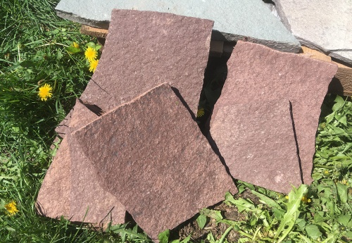 Плитняк лемезит бордовый для цоколя 1,5-2 см купить в Тюмени