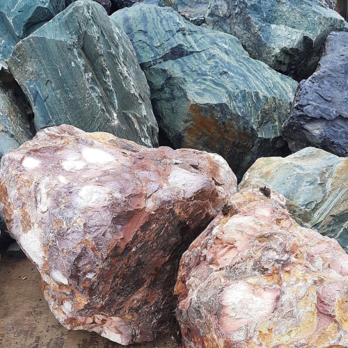 Ландшафтные глыбы красно-фиолетовые 200-1000 килограмм купить в Тюмени