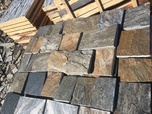 Плитка пилёная златолит Уральский для цоколя, отмостки купить в Тюмени