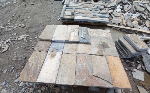 Плитка пилёная златолит Уральский для цоколя, отмостки купить в Тюмени