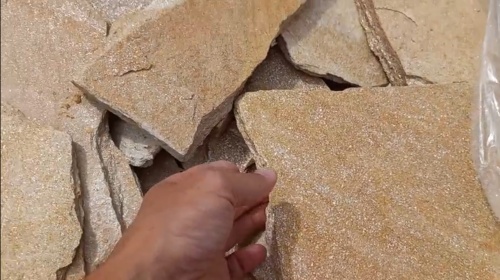 Плитняк златолит жёлтый золотистый для фасада 1,5-3см купить в Тюмени