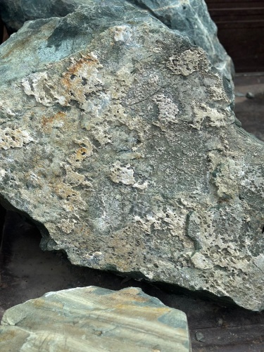 Ландшафтные глыбы зелёные 200-500 килограмм купить в Тюмени