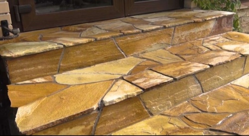 Плитняк златолит жёлтый золотистый для отмостки купить в Тюмени